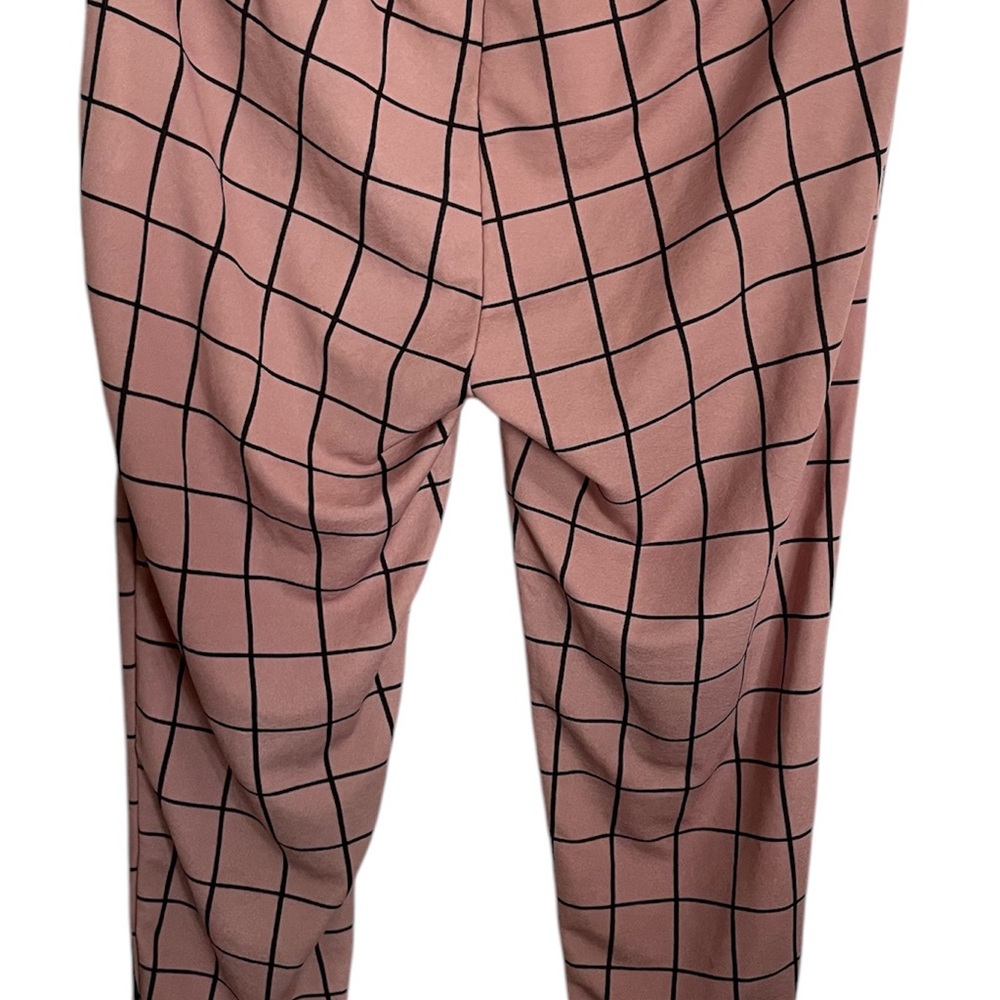 Pink Grid Pattern Pants - Picture 2 of 8